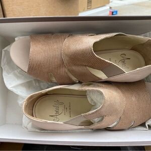 Amalfi Women's Tan Sandals